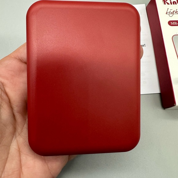 Kintion Pocket Mirror, 1X/3X Magnification LED Compact - Picture 5 of 7